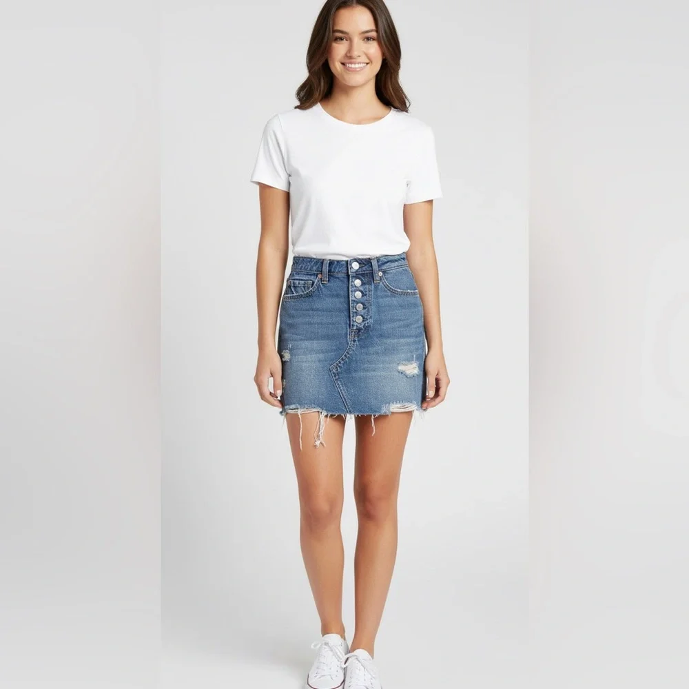 Free People Ripped Denim Mini Skirt in Breezy Blue  100% Cotton Sz. 25 Sz. 0